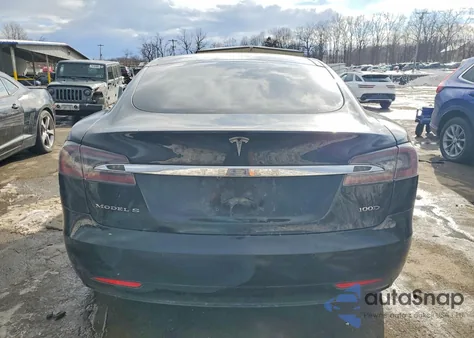 2018 Tesla Model S from USA, damaged, VIN 5YJSA1E25JF245014